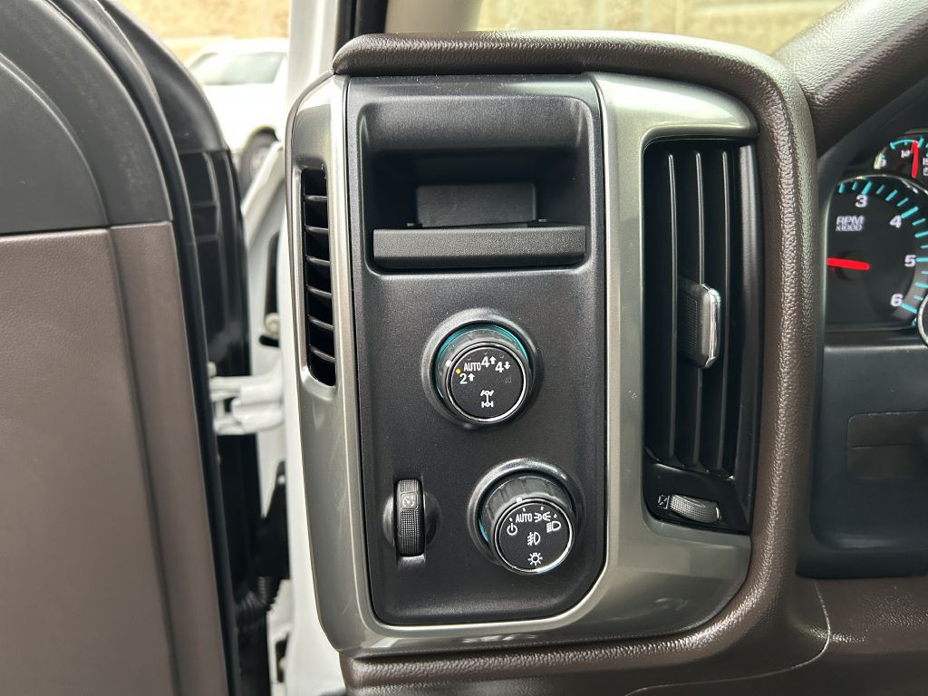 2018 Chevrolet Silverado 1500 Image 9
