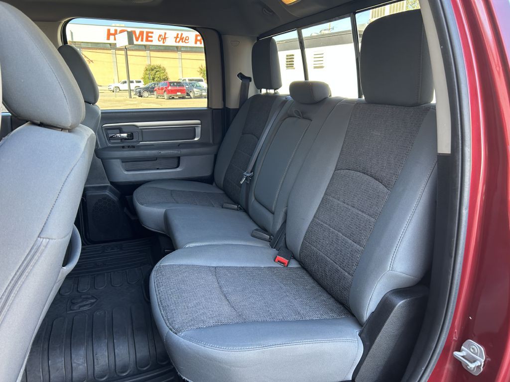 2015 RAM 1500 Image 11