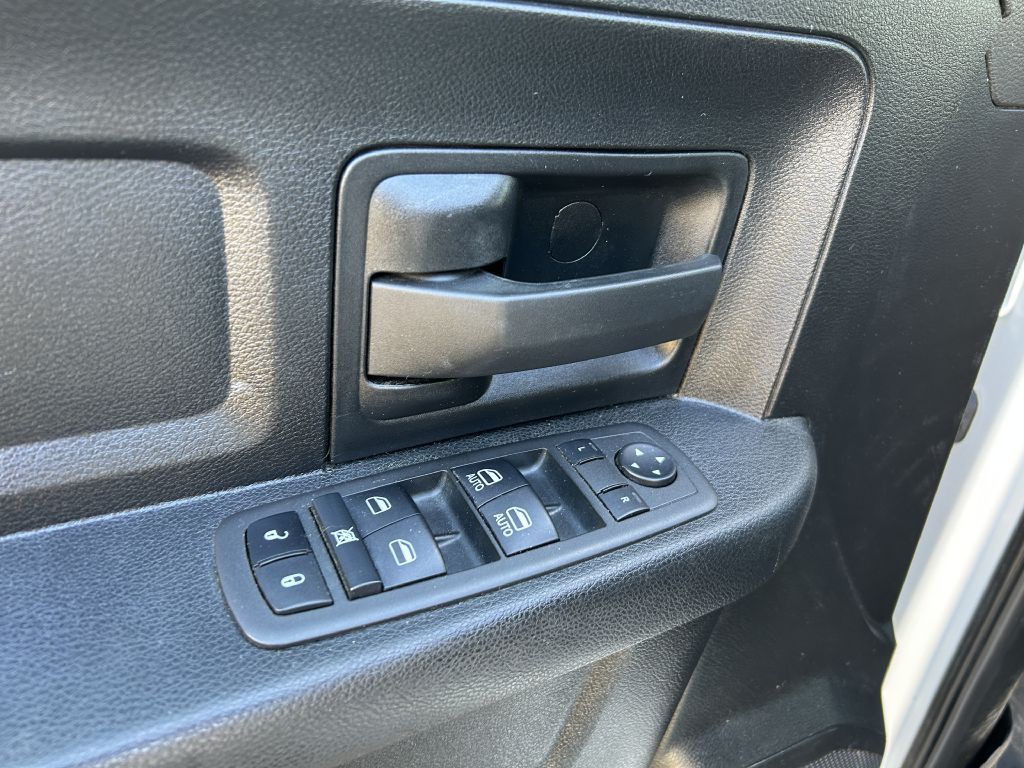 2022 RAM 2500 Image 3