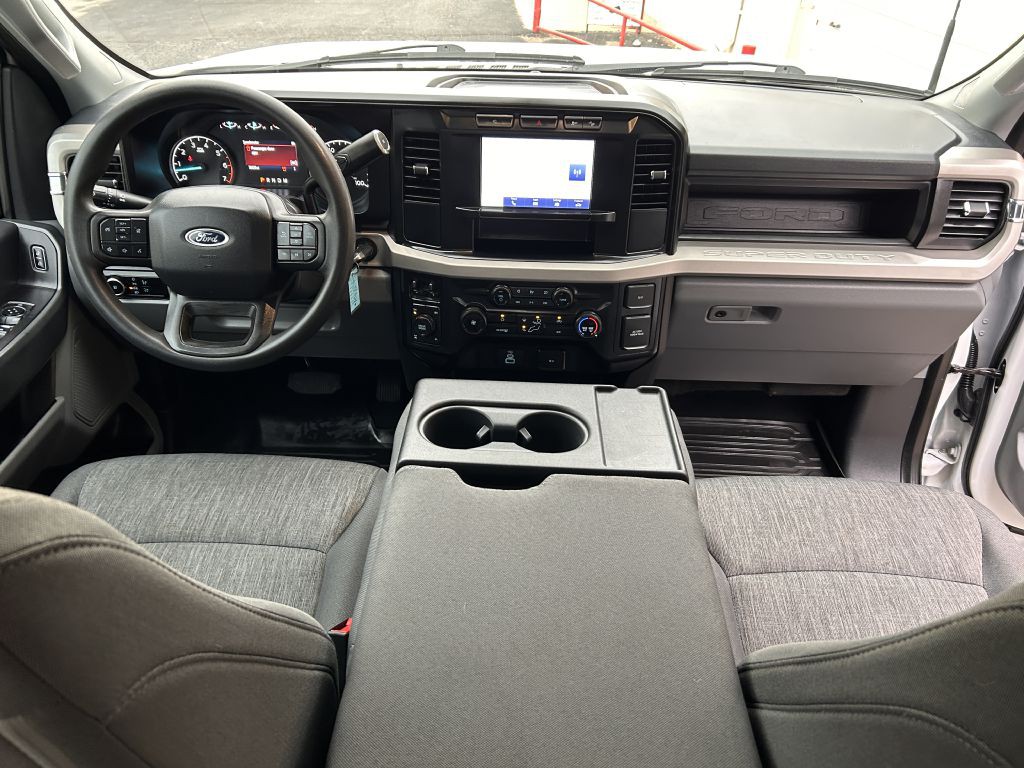 2023 Ford F-250 Image 16