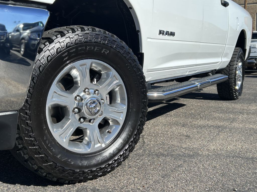 2024 RAM 2500 Image 17