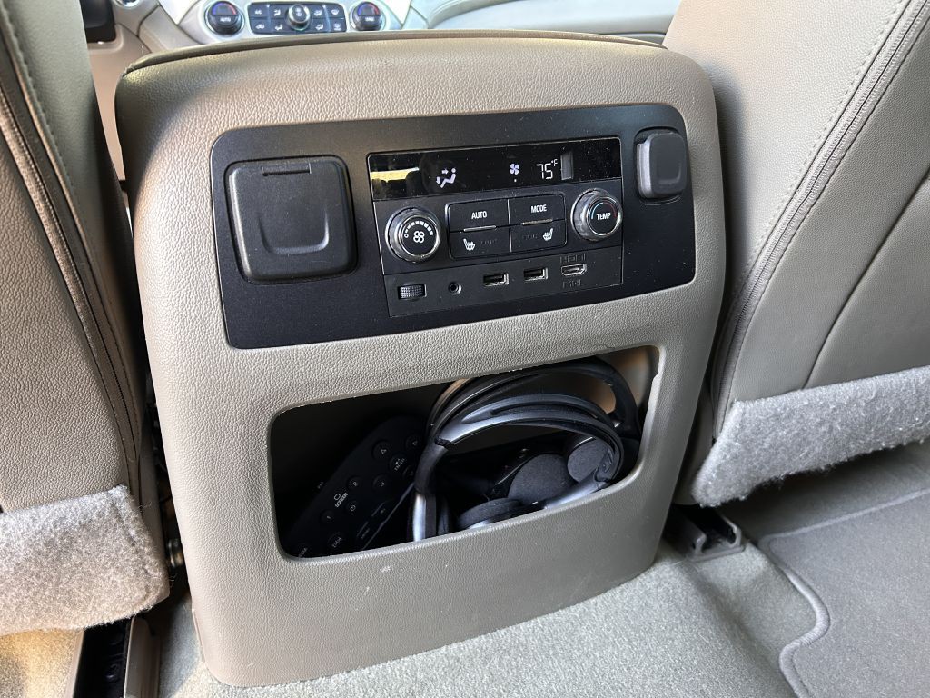 2018 GMC Yukon Image 13