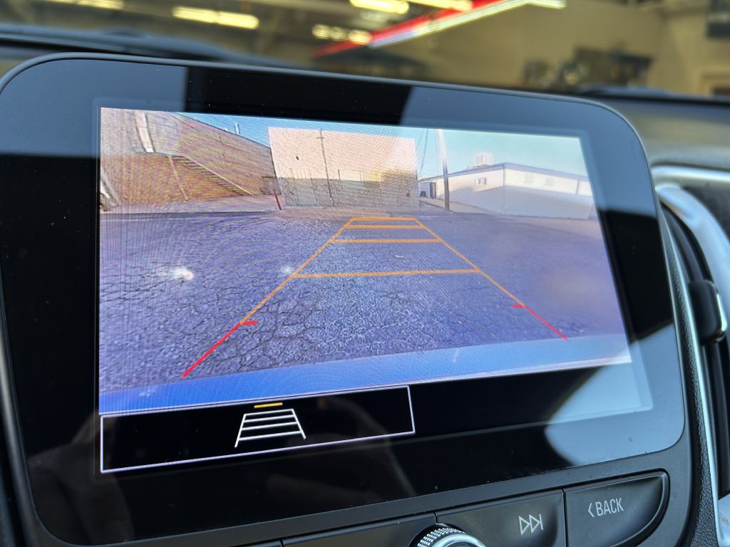 2023 Chevrolet Malibu Image 7