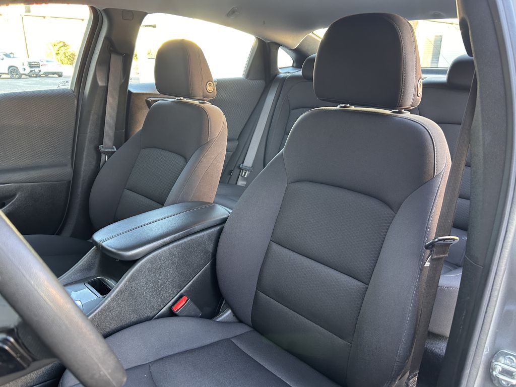 2023 Chevrolet Malibu Image 10