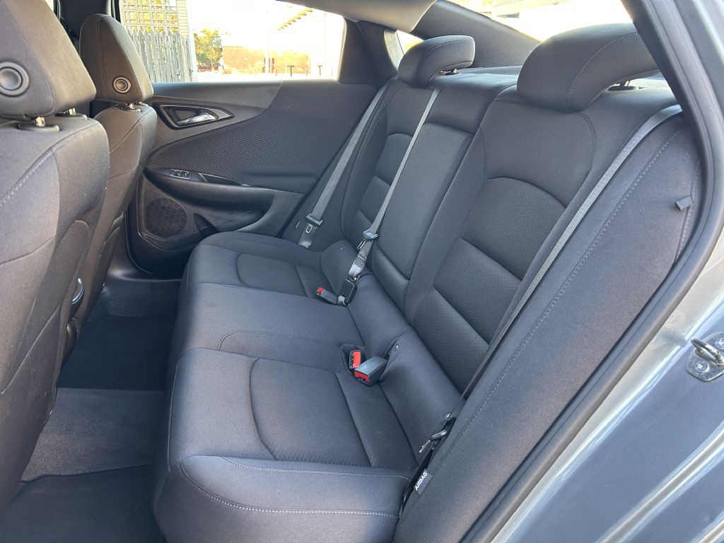 2023 Chevrolet Malibu Image 11