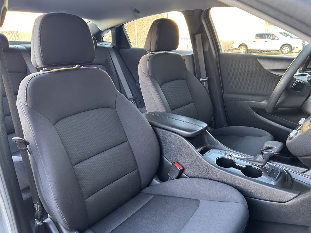 2023 Chevrolet Malibu Image 13