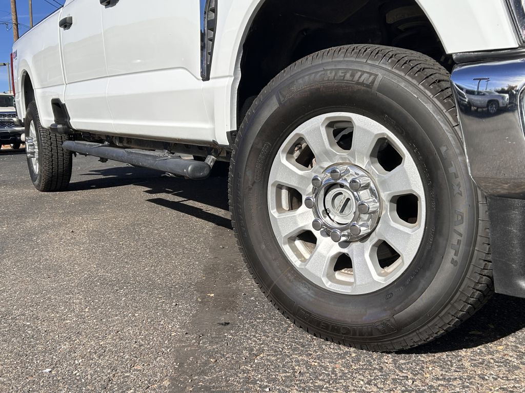 2023 Ford F-250 Image 21