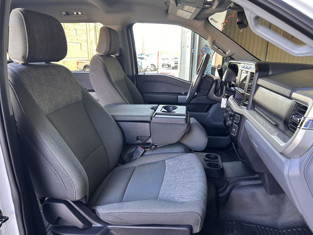 2023 Ford F-250 Image 14