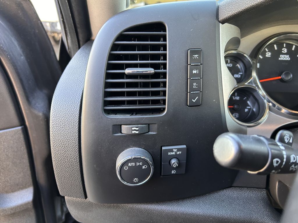 2010 GMC Sierra Image 4