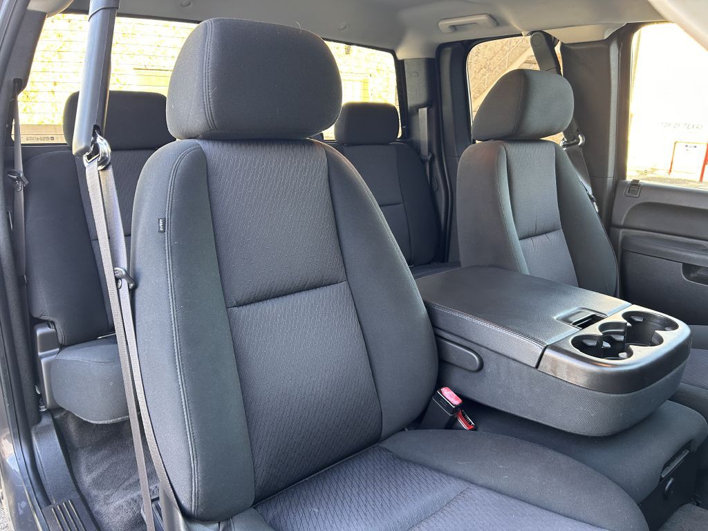 2010 GMC Sierra Image 8