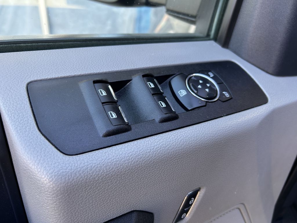 2022 Ford F-250 Image 4