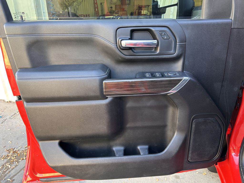 2023 Chevrolet Silverado 1500 Image 3