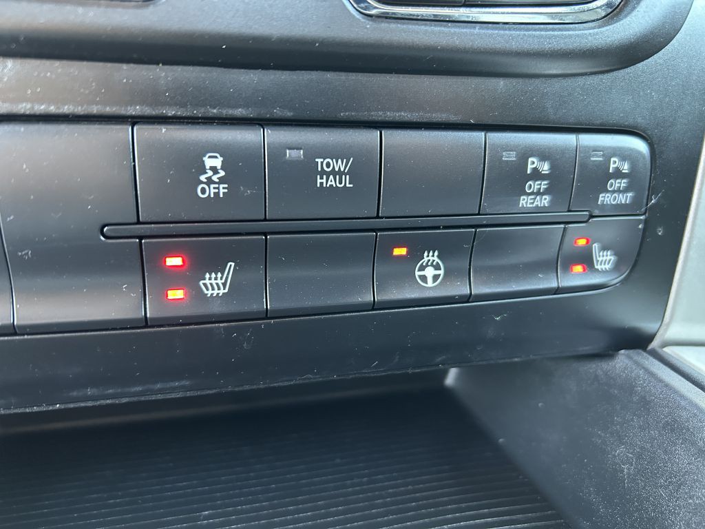 2014 RAM 1500 Image 17