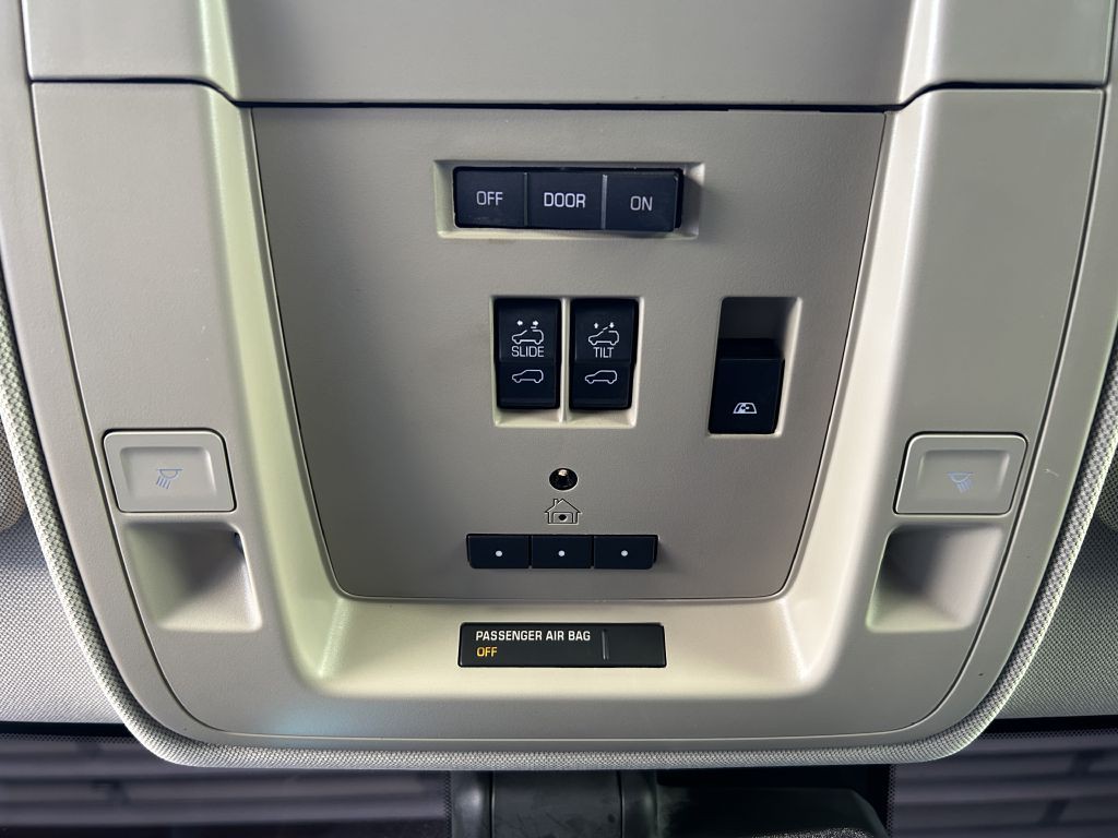 2017 Chevrolet Silverado 1500 Image 9