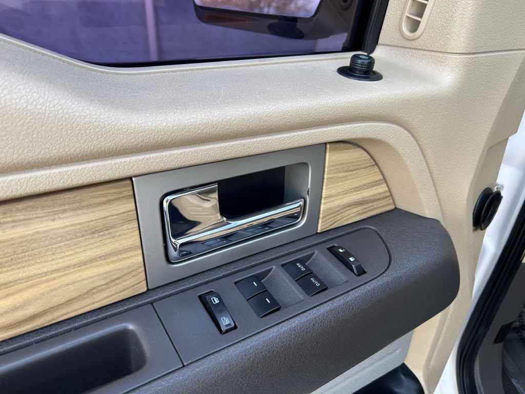 2011 Ford F-150 Image 11