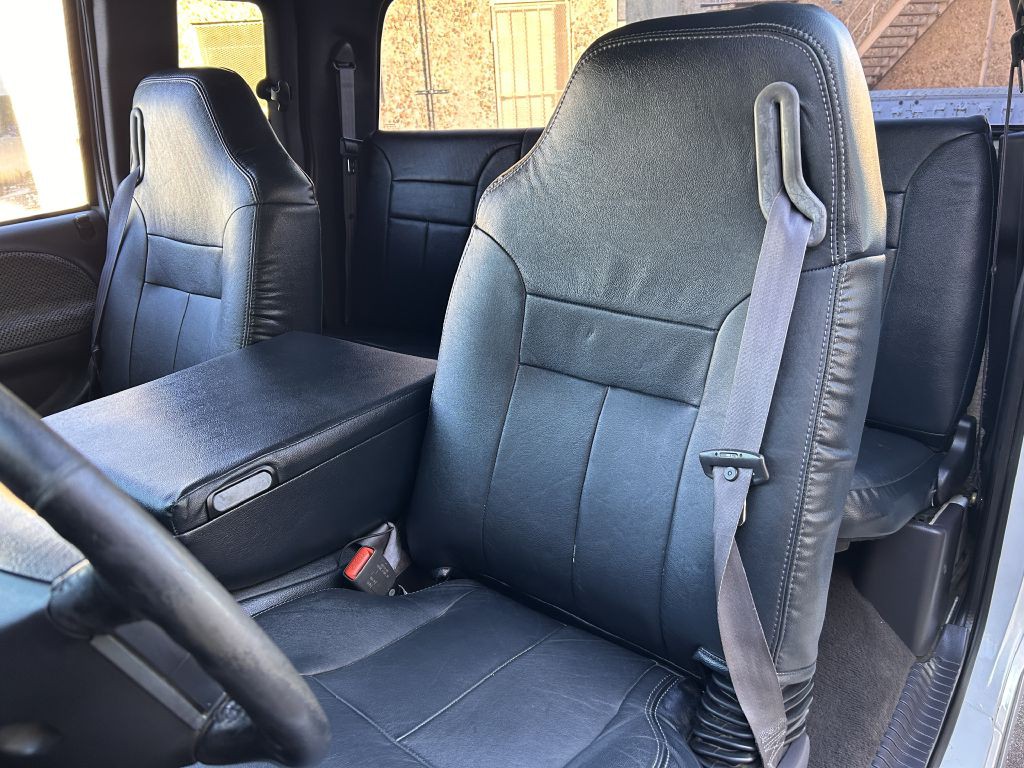 1999 Dodge Ram 2500 Image 7