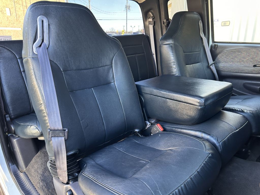 1999 Dodge Ram 2500 Image 10
