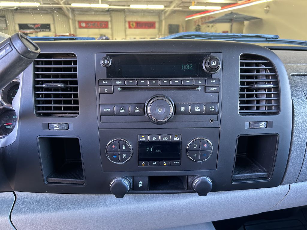 2012 Chevrolet Silverado 1500 Image 7