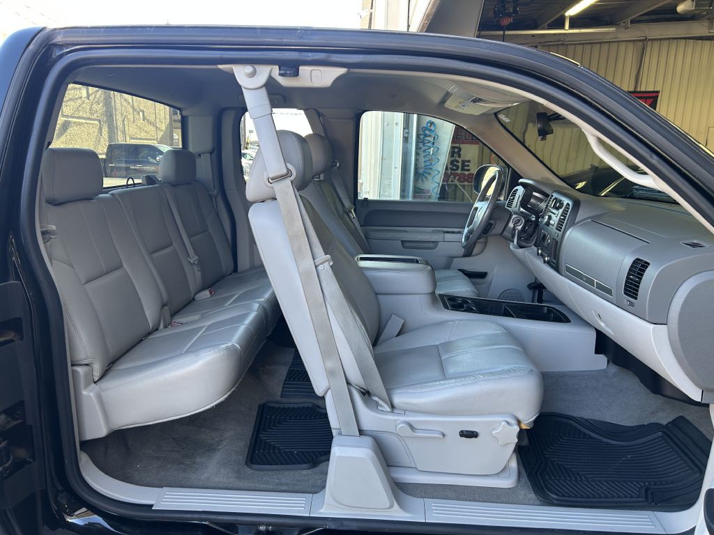 2012 Chevrolet Silverado 1500 Image 11