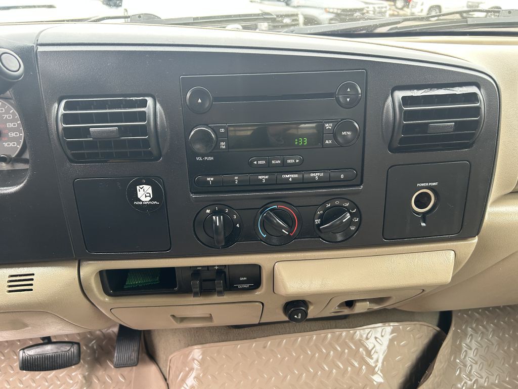 2005 Ford F-250 Image 9
