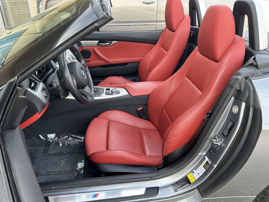 2011 BMW Z4 Image 21