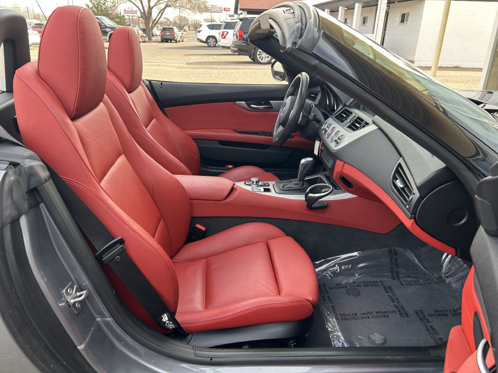 2011 BMW Z4 Image 24