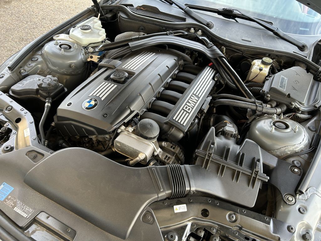 2011 BMW Z4 Image 28