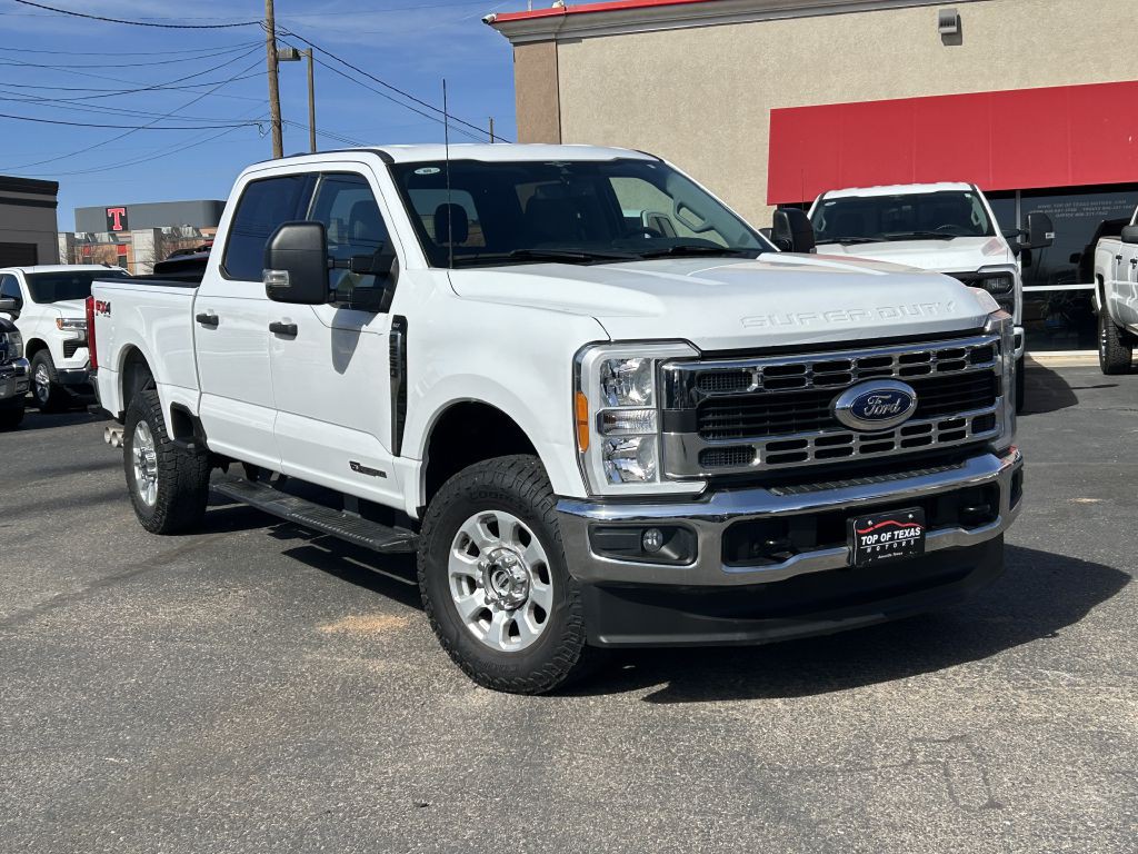 2023 Ford F-250 Image 2