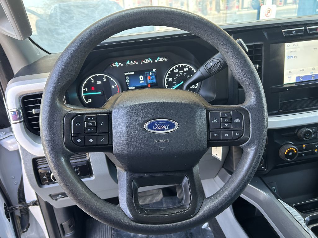 2023 Ford F-250 Image 6