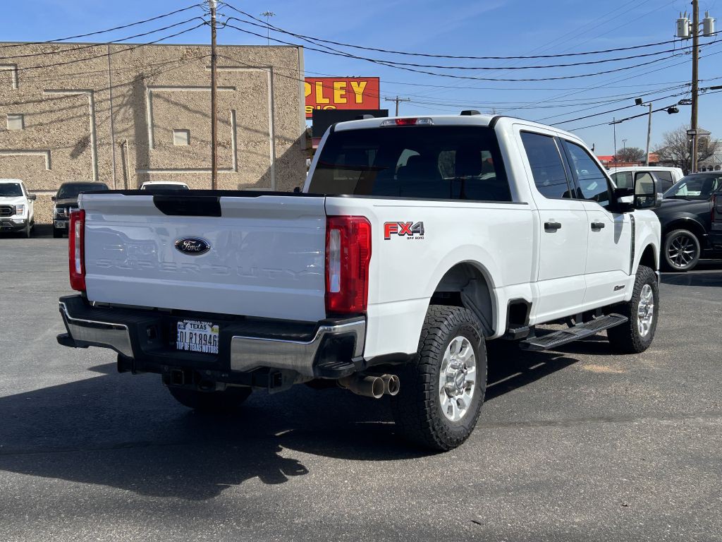 2023 Ford F-250 Image 22
