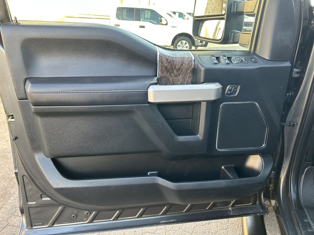 2018 Ford F-250 Image 3