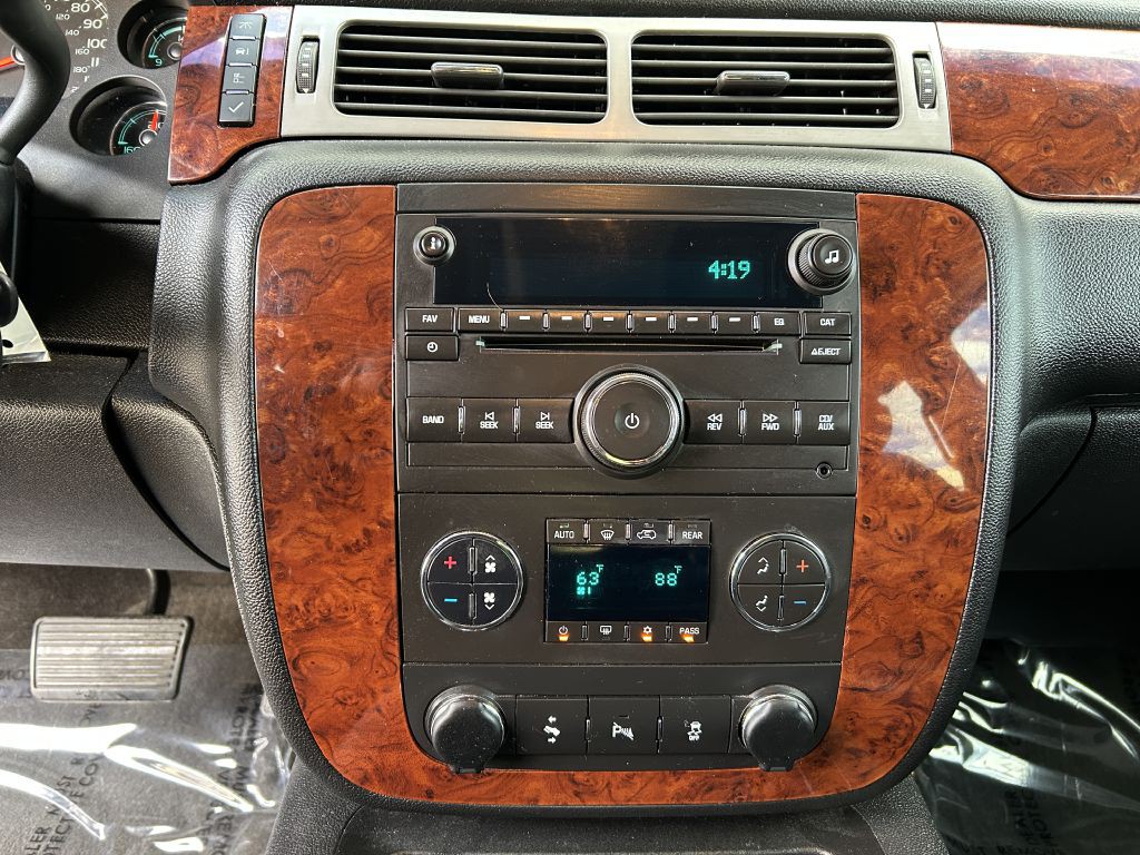 2013 Chevrolet Tahoe Image 12