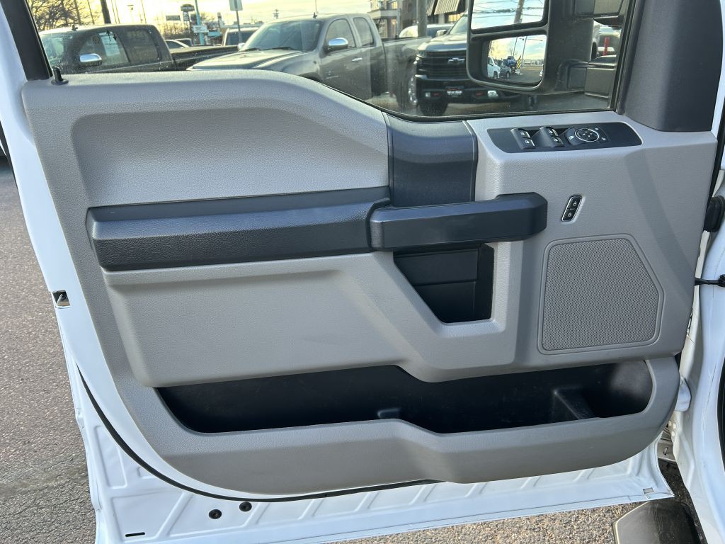 2022 Ford F-250 Image 13