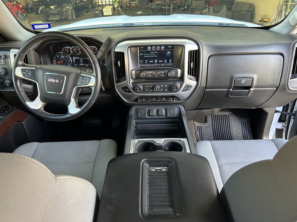 2017 GMC Sierra Image 16