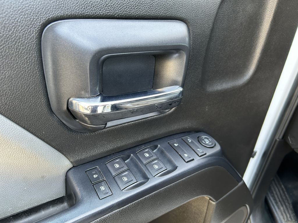 2018 Chevrolet Silverado 1500 Image 4