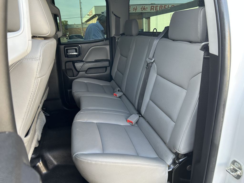 2018 Chevrolet Silverado 1500 Image 11