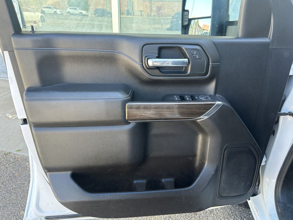 2020 Chevrolet Silverado 1500 Image 3