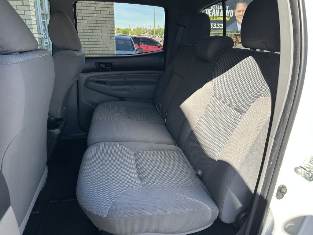 2013 Toyota Tacoma Image 10
