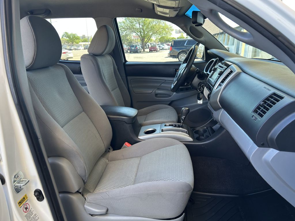 2013 Toyota Tacoma Image 11