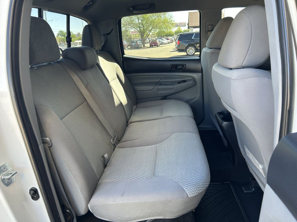 2013 Toyota Tacoma Image 13