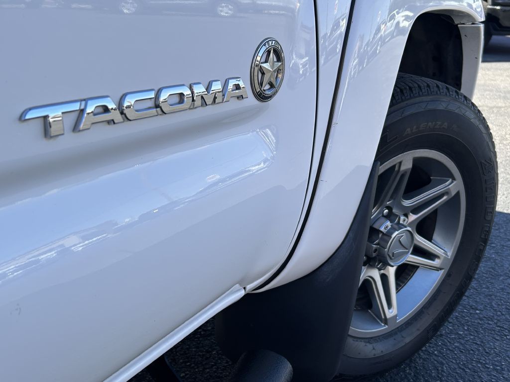 2013 Toyota Tacoma Image 17