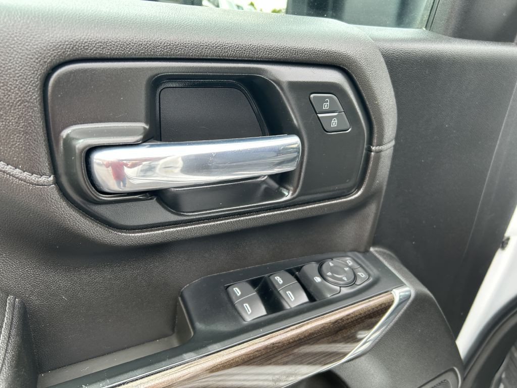 2023 Chevrolet Silverado 1500 Image 9