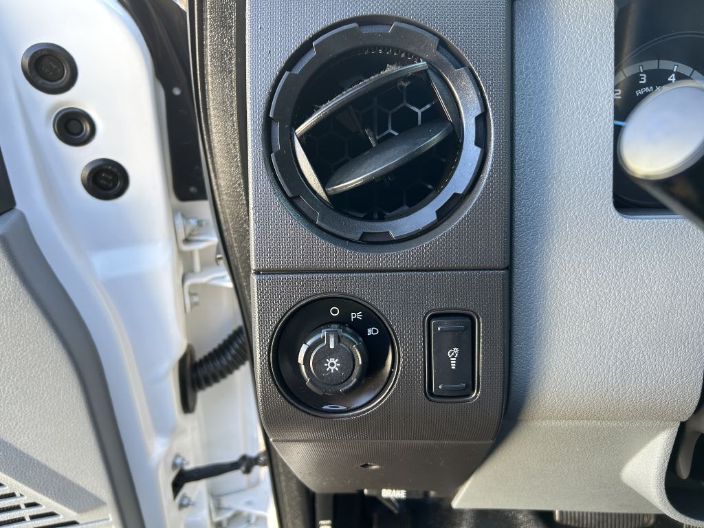 2013 Ford F-250 Image 3