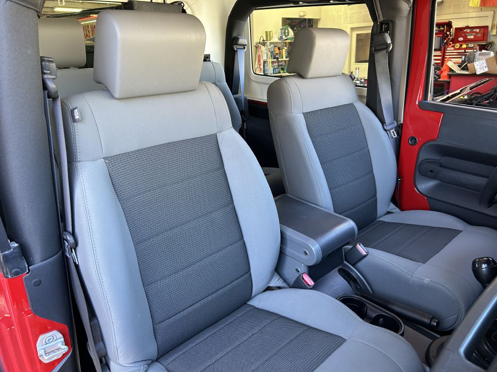 2008 Jeep Wrangler Image 10