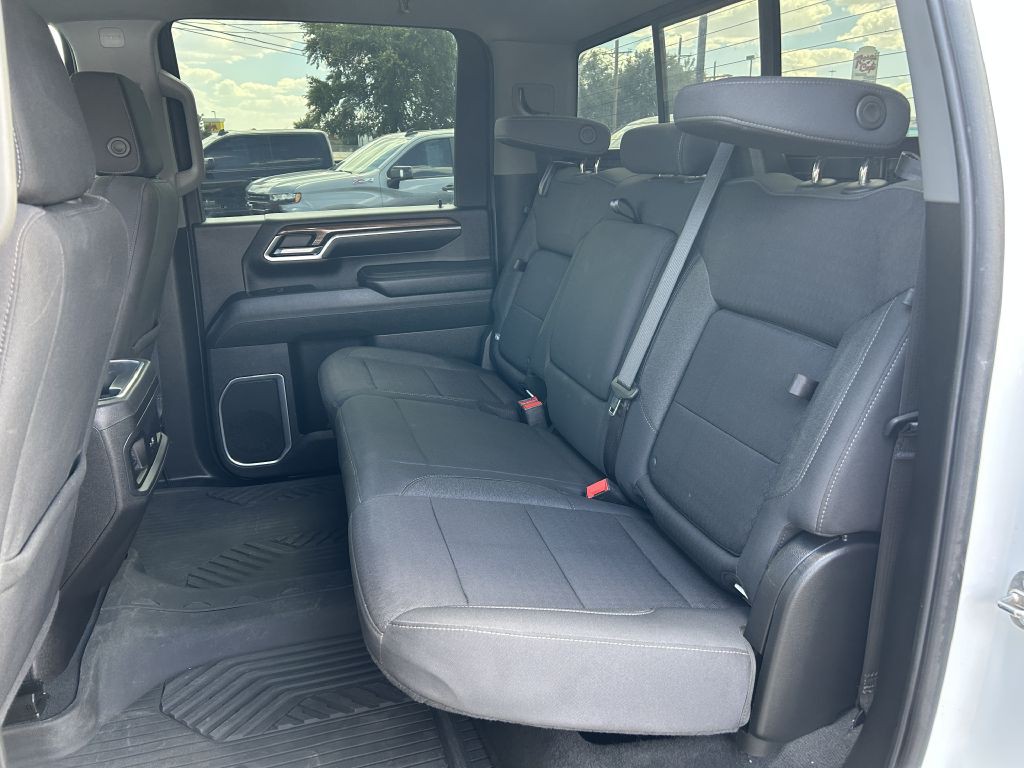 2024 Chevrolet Silverado 1500 Image 13