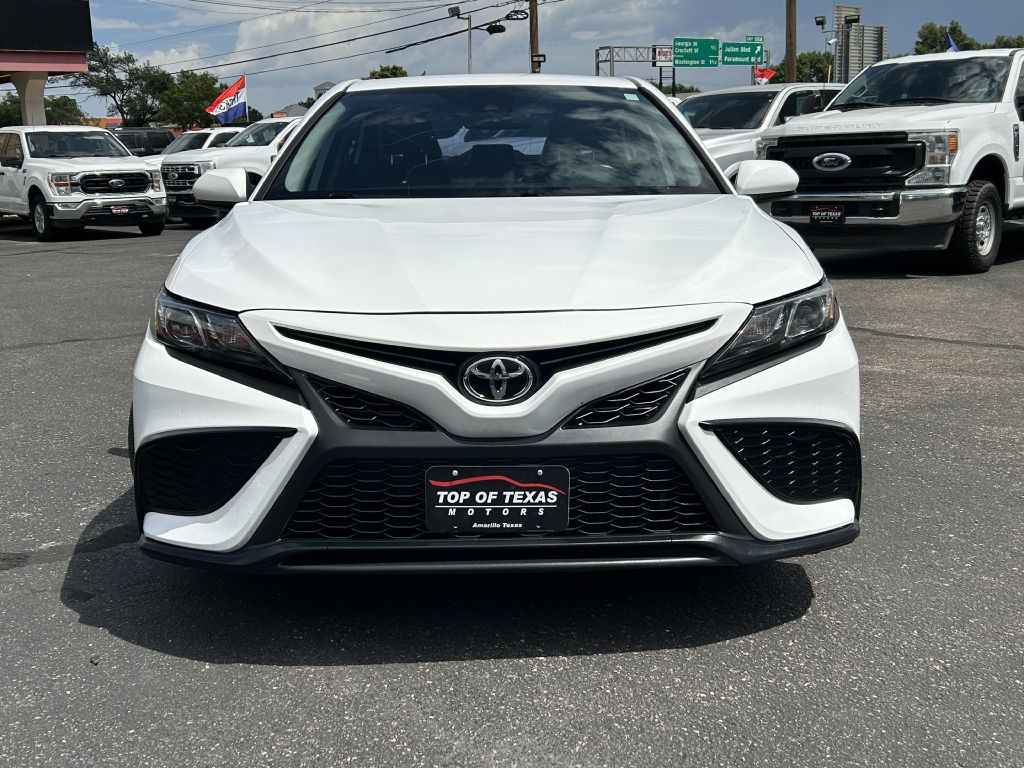 2021 Toyota Camry Image 3