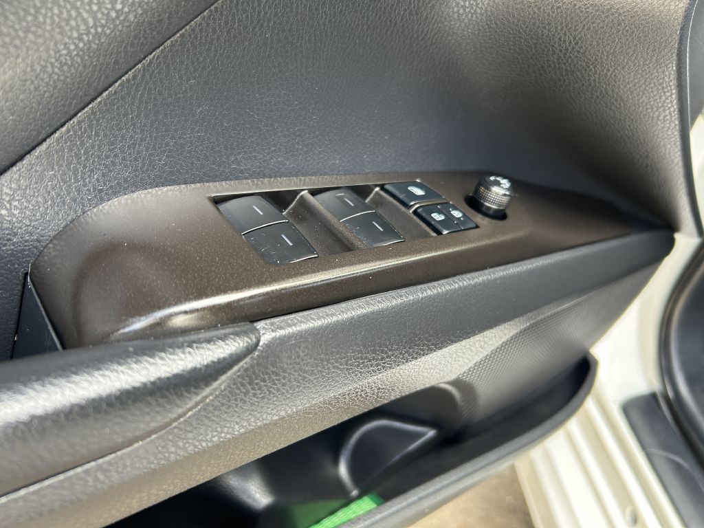 2021 Toyota Camry Image 11