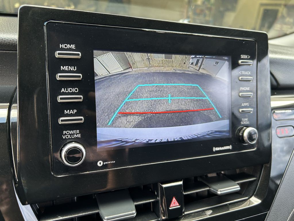 2021 Toyota Camry Image 16