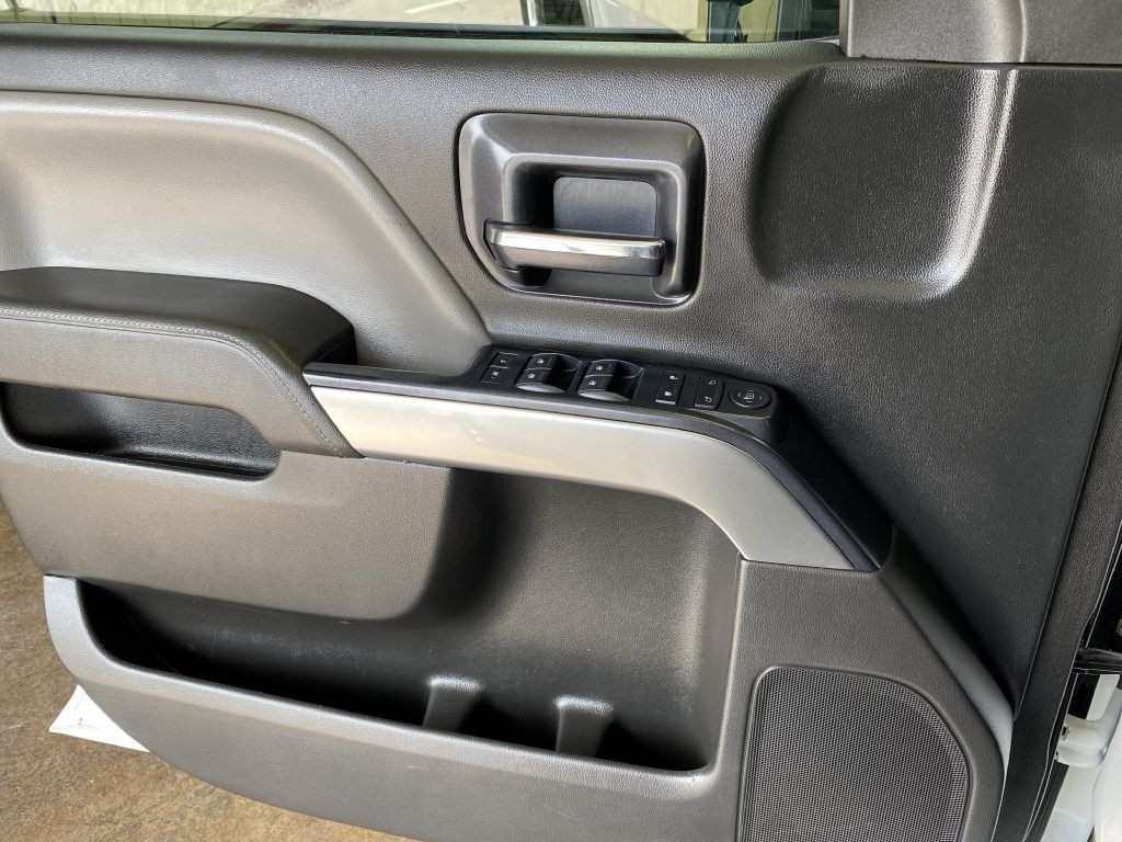 2015 Chevrolet Silverado 1500 Image 3