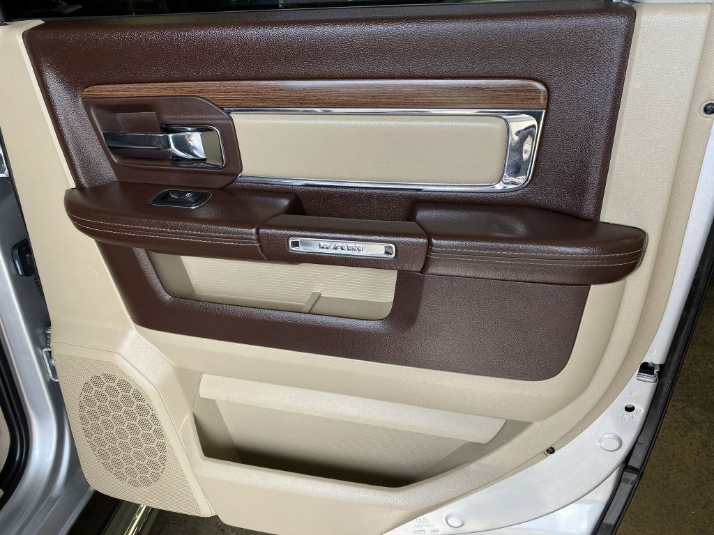 2016 RAM 1500 Image 12